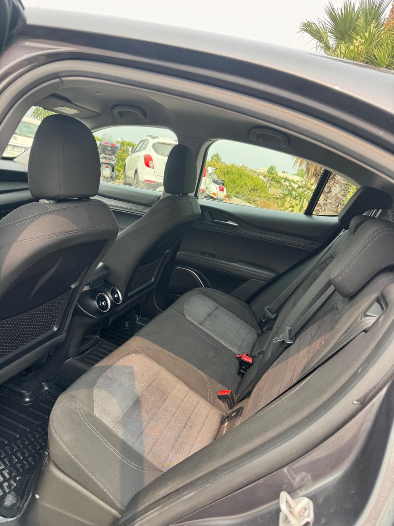 Alfa Romeo Stelvio 2.2 Turbodiesel 190 CV AT8 Q4 Executive