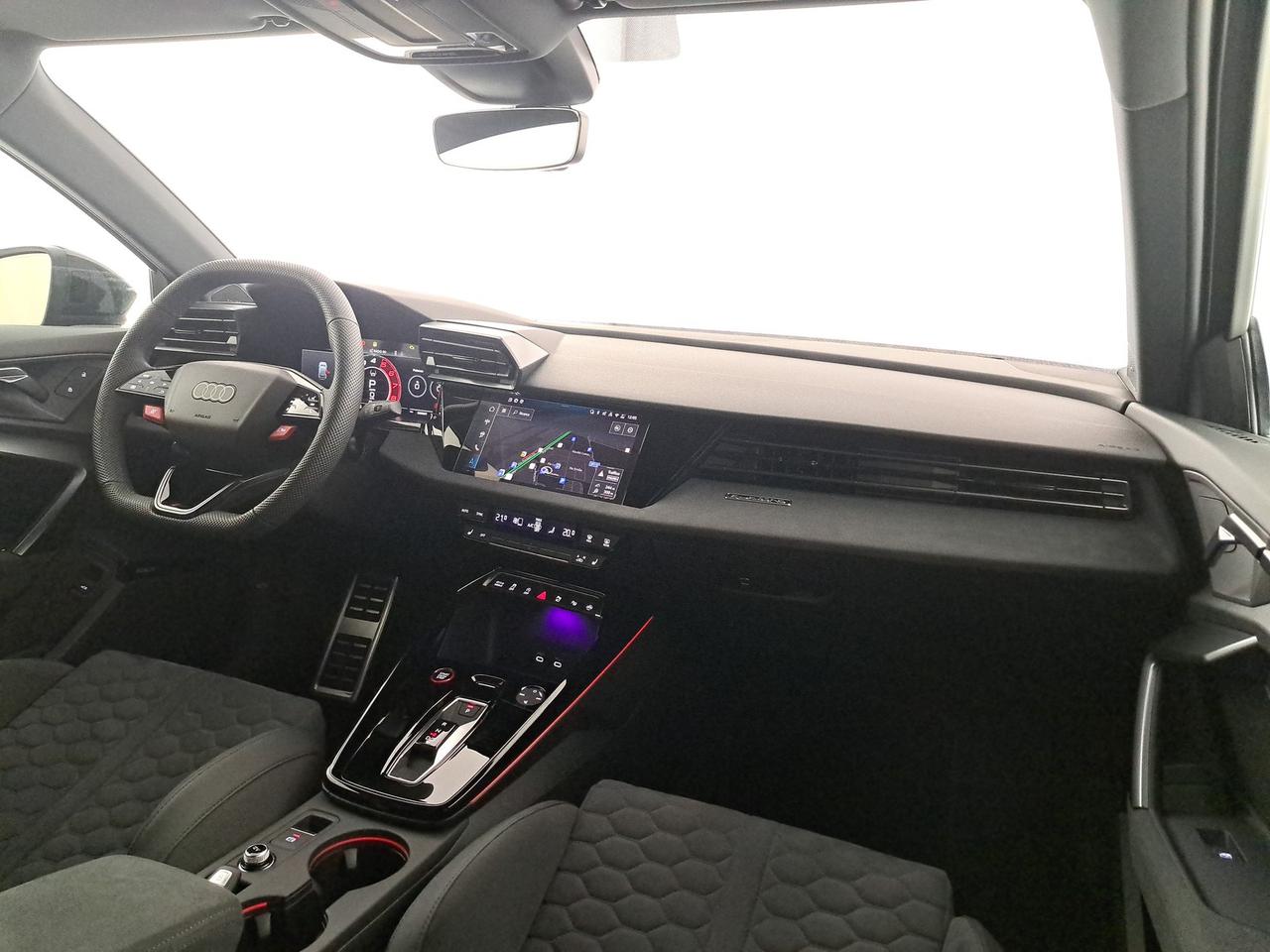 Audi RS3 sportback 2.5 tfsi launch edition daytona quattro s-tronic