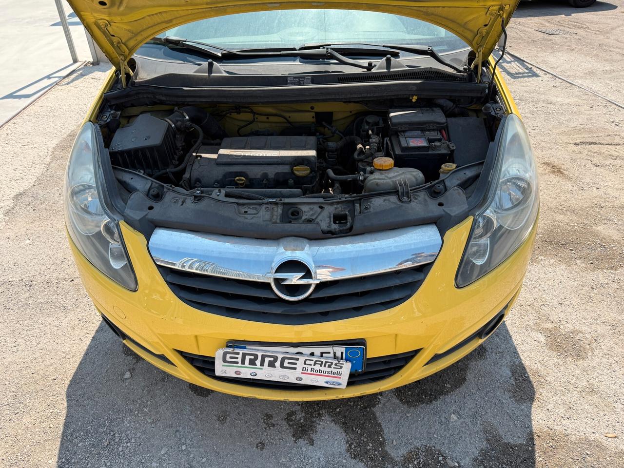 OPEL CORSA 2010 1.2 BENZ 85 CV *CAMBIO AUTOMATICO ?