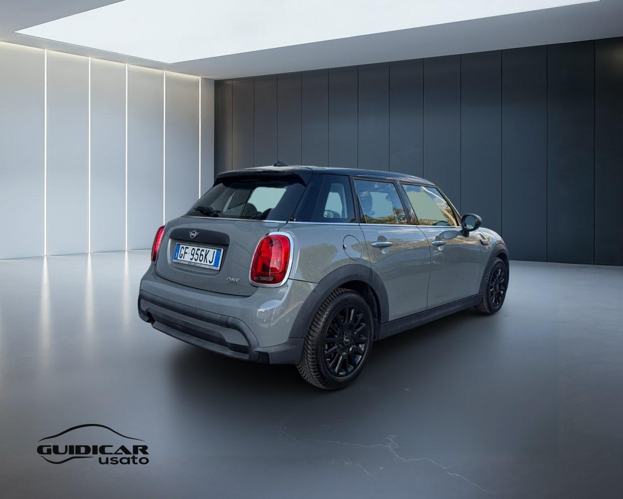 MINI Mini IV F55 2021 5p - Mini 5p 1.5 One Classic 75cv