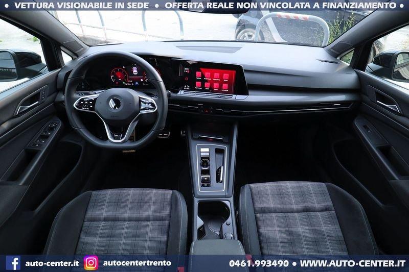 Volkswagen Golf 8 GTD DSG 2.0 TDI 200CV 19 IQ.LIGHT LED
