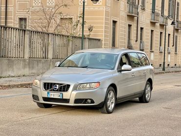 Volvo V70 2.0 D 136cv 6M Kinetic