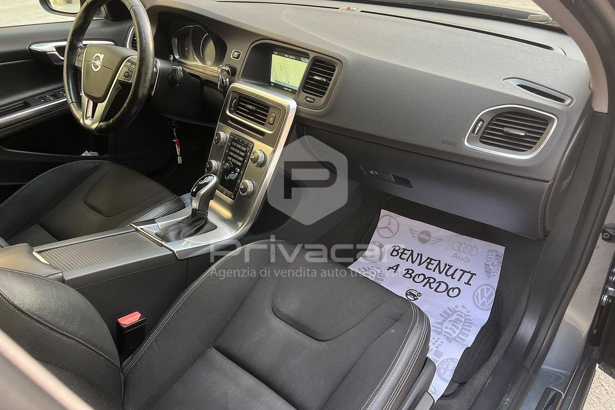 VOLVO S60 D2 Geartronic Momentum