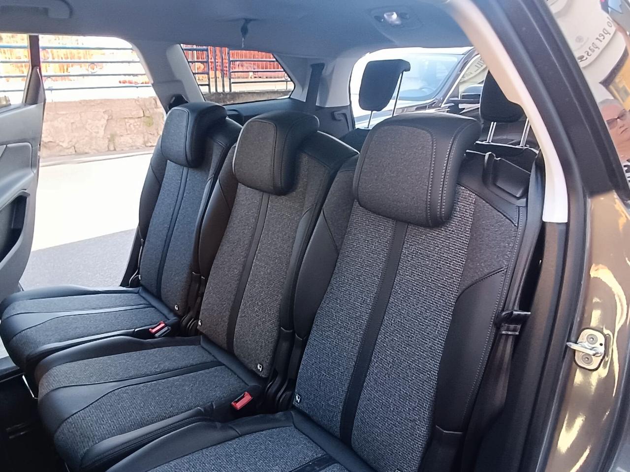 Peugeot 5008 BlueHDi 130 S&S Allure