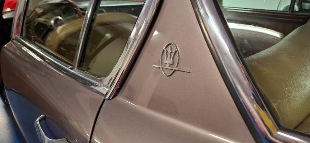 MASERATI Quattroporte 4.136cc **TARGHE NERE**LIBRETTO A PAGINE