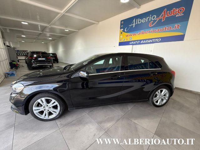 MERCEDES-BENZ A 180 d Sport