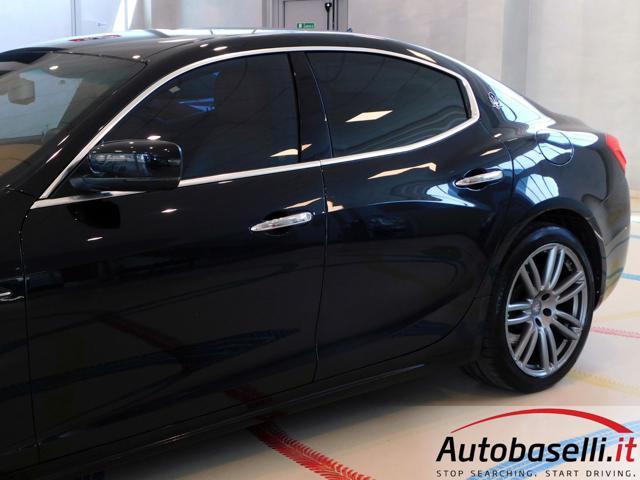 MASERATI Ghibli V6 DIESEL 275 CV NERISSIMO EDITION