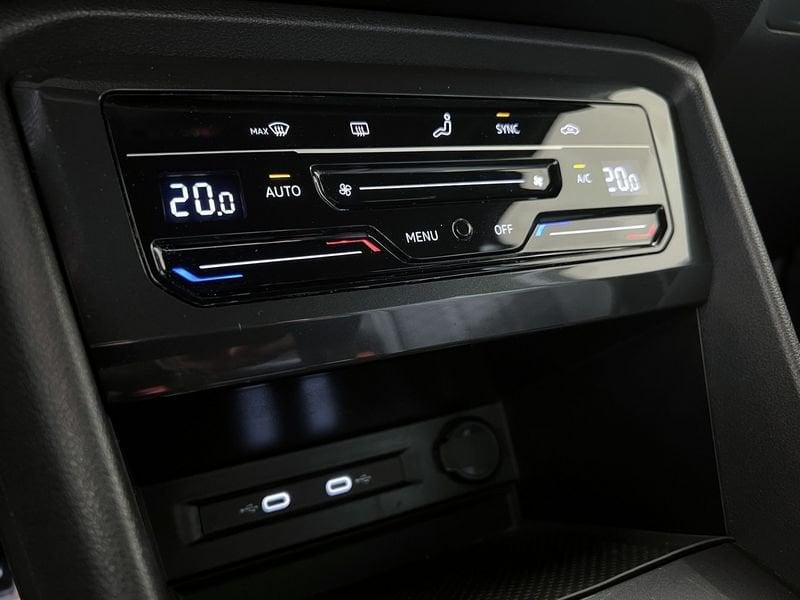 Volkswagen Tiguan Tiguan 2.0 tdi R-Line 150cv dsg