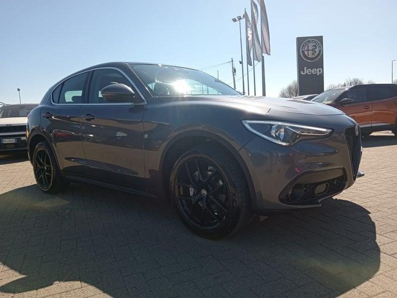 Alfa Romeo Stelvio Stelvio 2.2 Turbodiesel 210 CV AT8 Q4 Executive