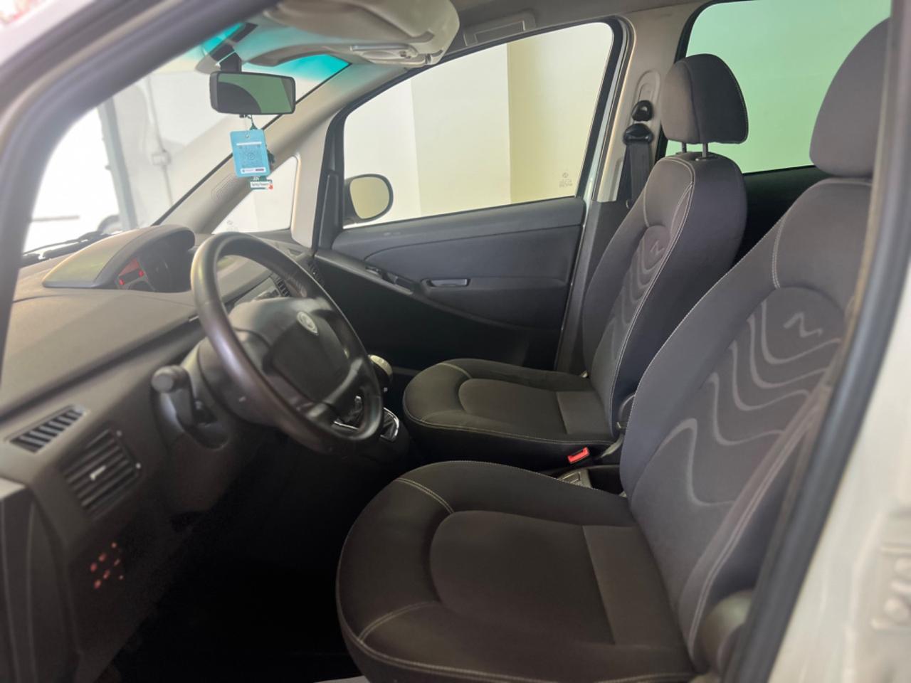 Lancia MUSA 1.4 16V Platinum 2011