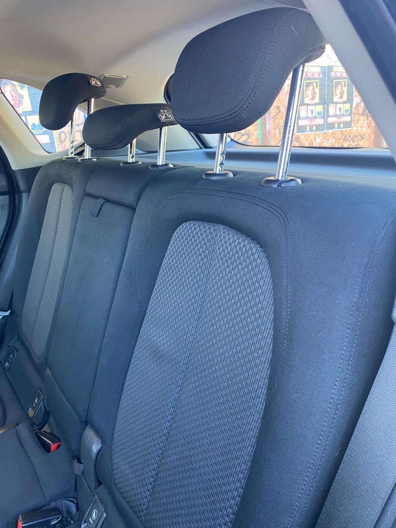 Bmw 216d Anno 2017 Full Navi Led Xeno