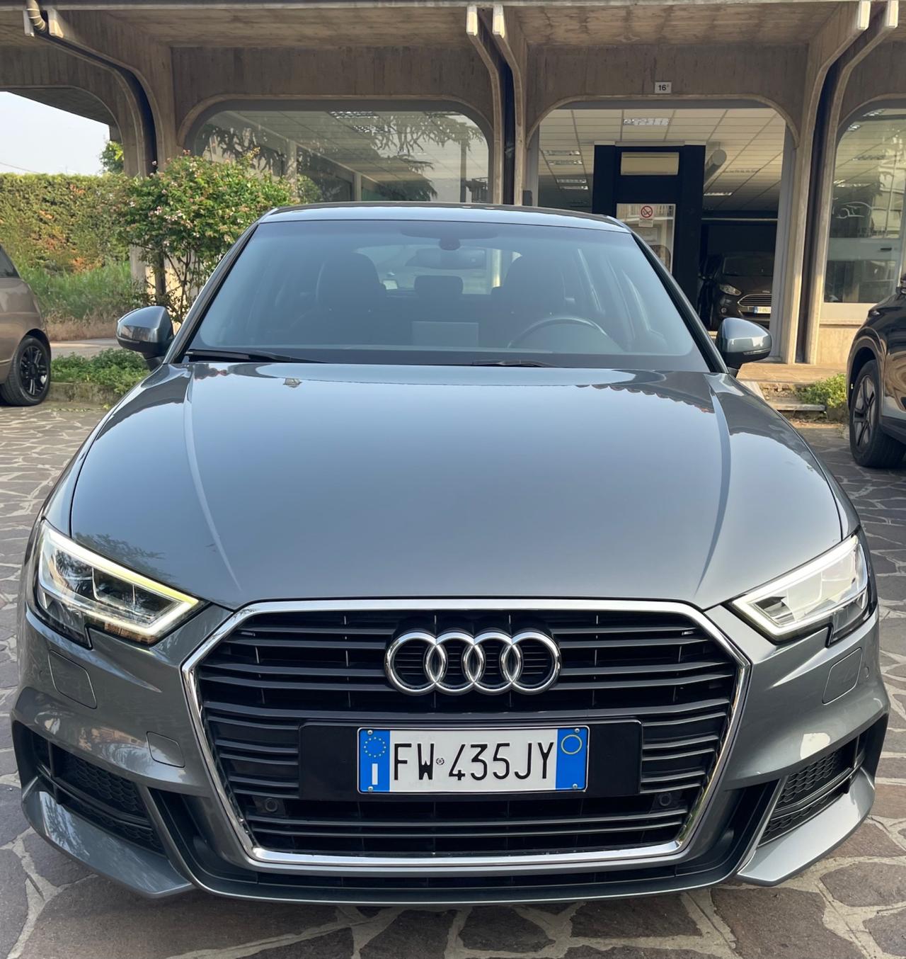 Audi A3 1.6 TDI 116 CV S tronic S-Line