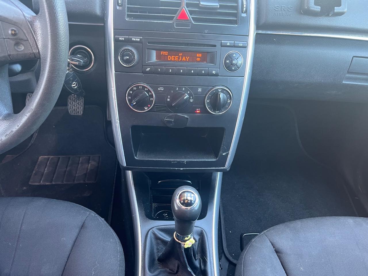 Mercedes-benz B 180 CDI PREMIUM 2011