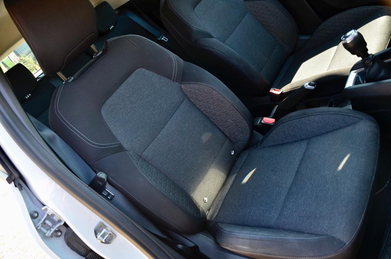 RENAULT CLIO 1.5 BLUE DCI 85cv, UFF ITALIANA, EURO 6D, FARI LED, NAVI, RETROCAMERA, PERMUTE