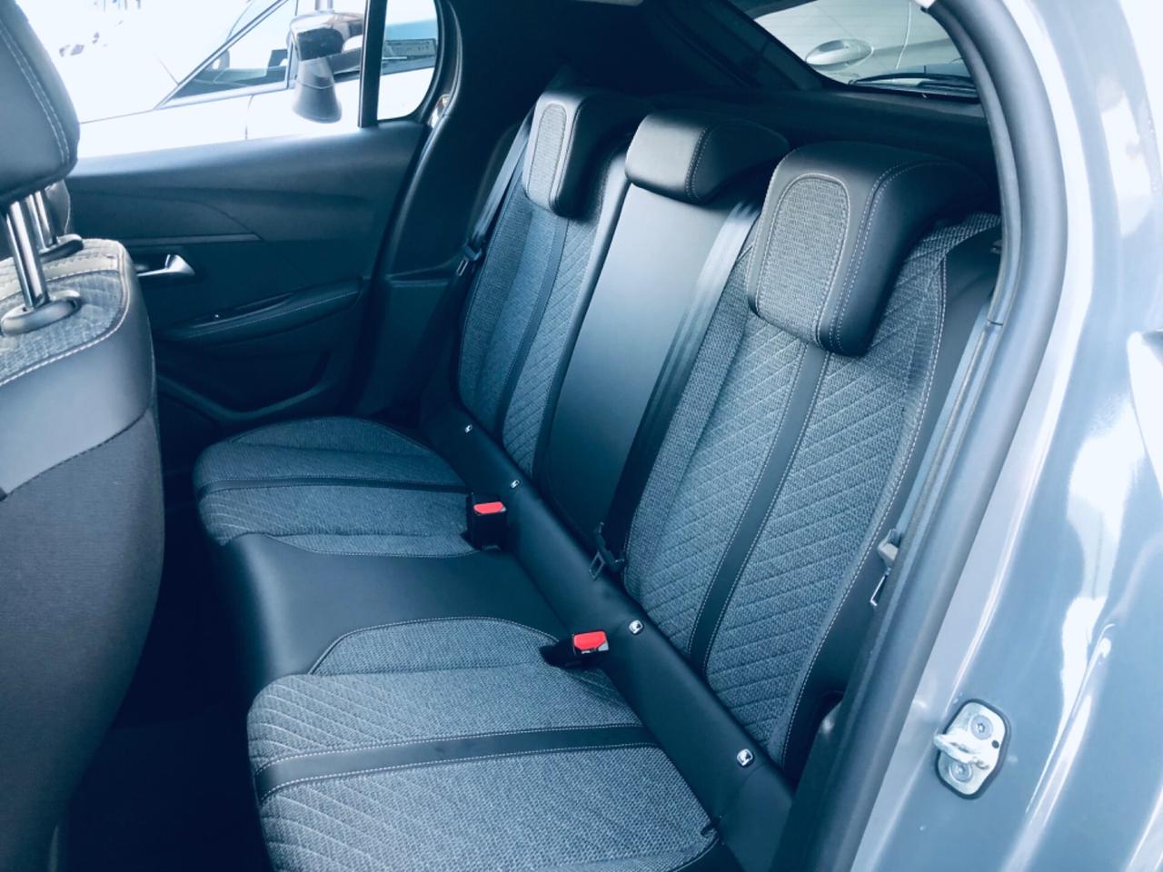 Peugeot 208 PureTech 100 Stop&Start 5 porte Allure