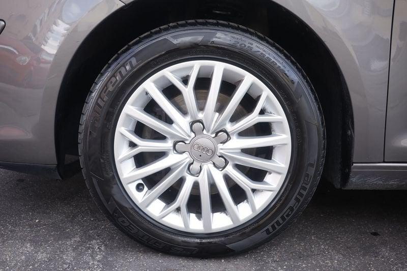 Volkswagen Touran Volkswagen Touran Touran 1.4 tsi Highline 103KW ANNO 2009