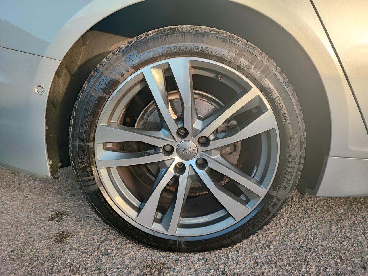 Audi A6 Avant 40 2.0 TDI S tronic Business Design