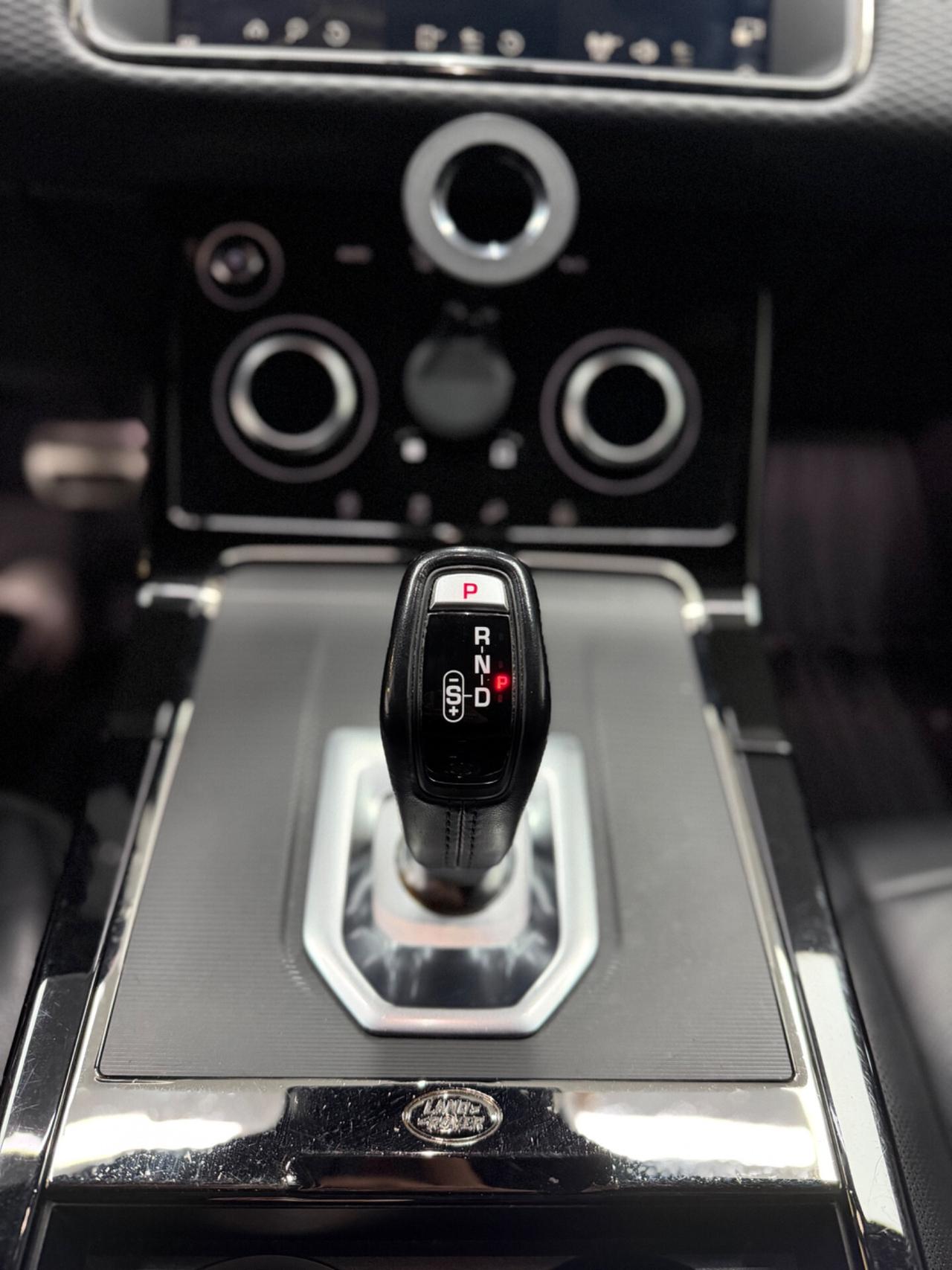 Land Rover Evoque R-Dynamic HSE 2.0D I4 163cv