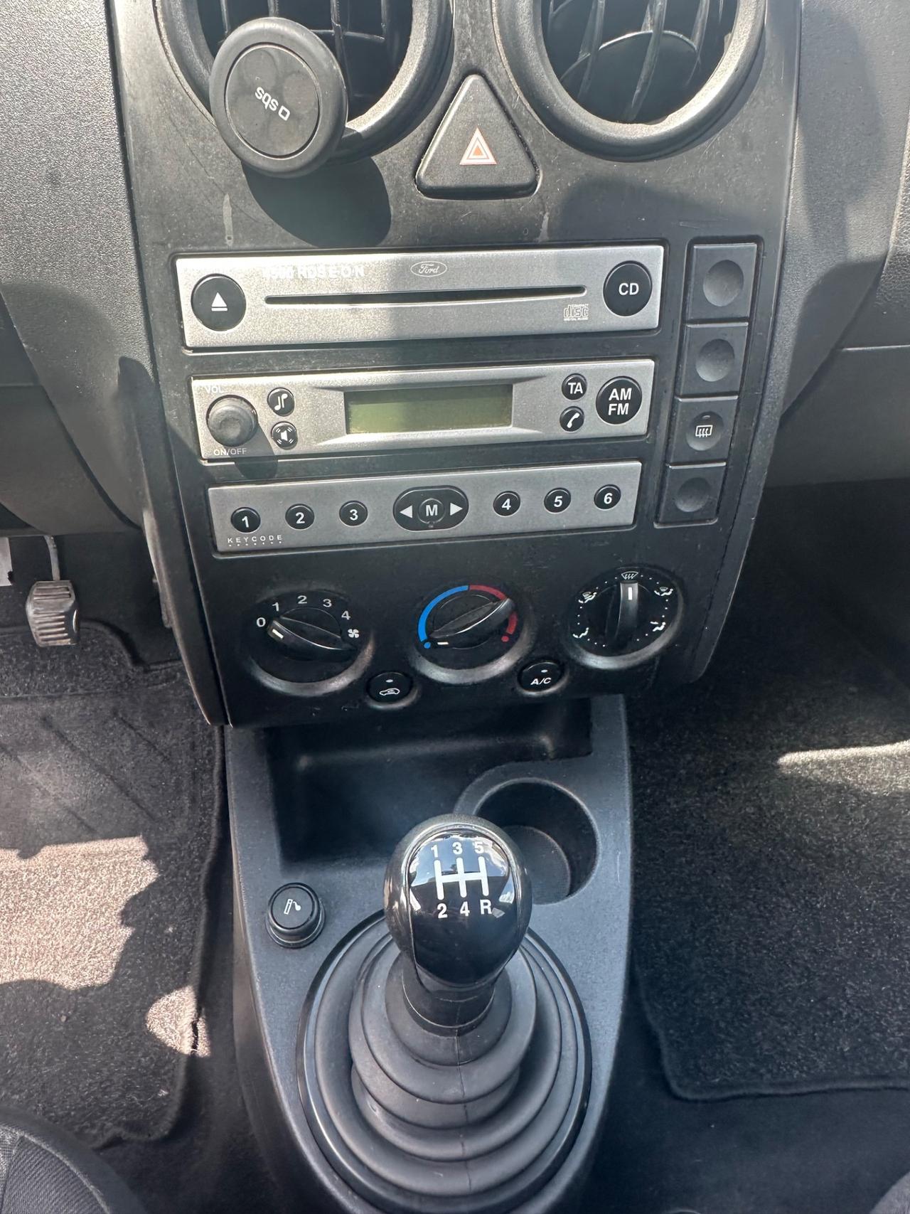 Ford Fusion 1.4 16V 5p.