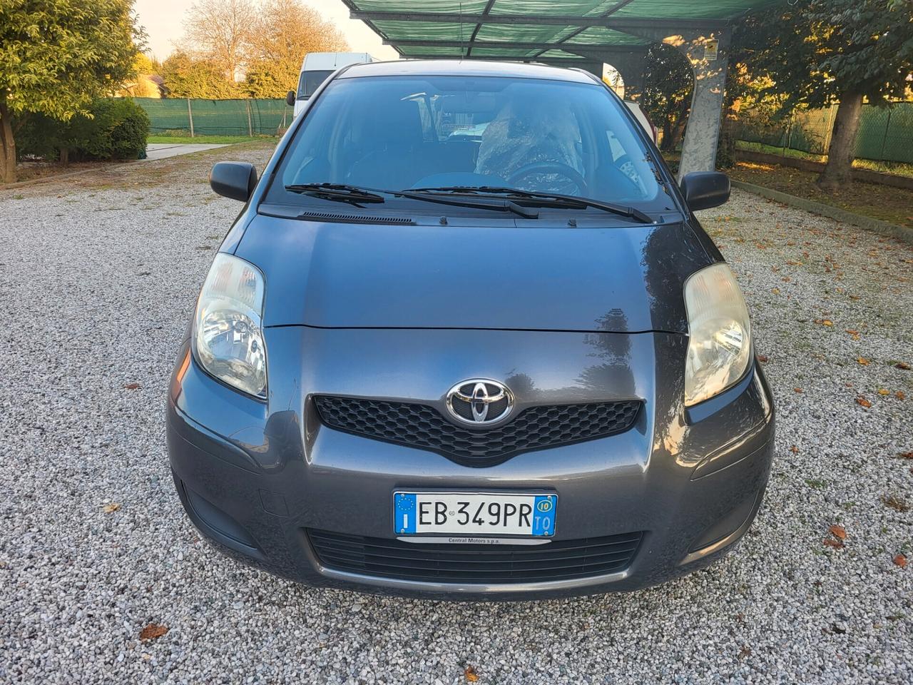 Toyota Yaris 1.0 3p Now Gpl LEGGERE BENE