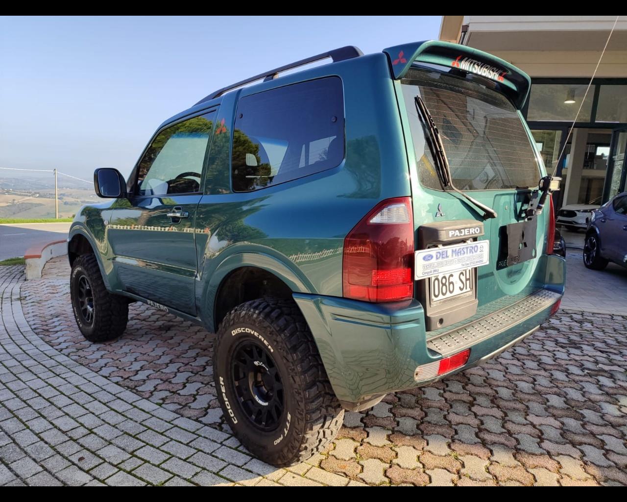 MITSUBISHI Pajero (2000-2007) - Pajero 2.5 TDI 3p. GLX