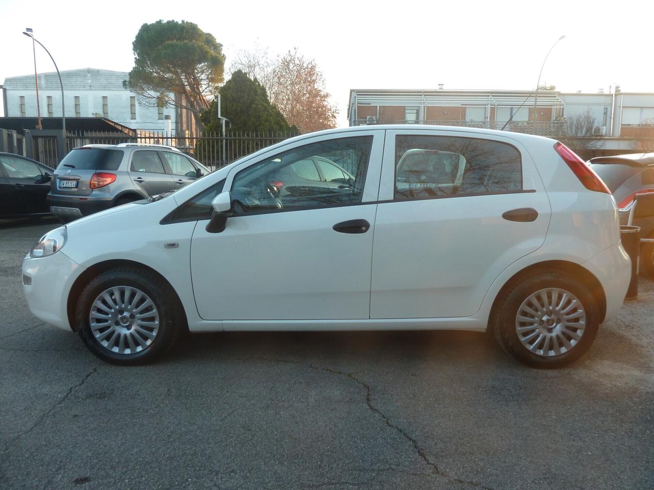 Fiat Punto 5 p. 55000 Km Ok Neopatentati