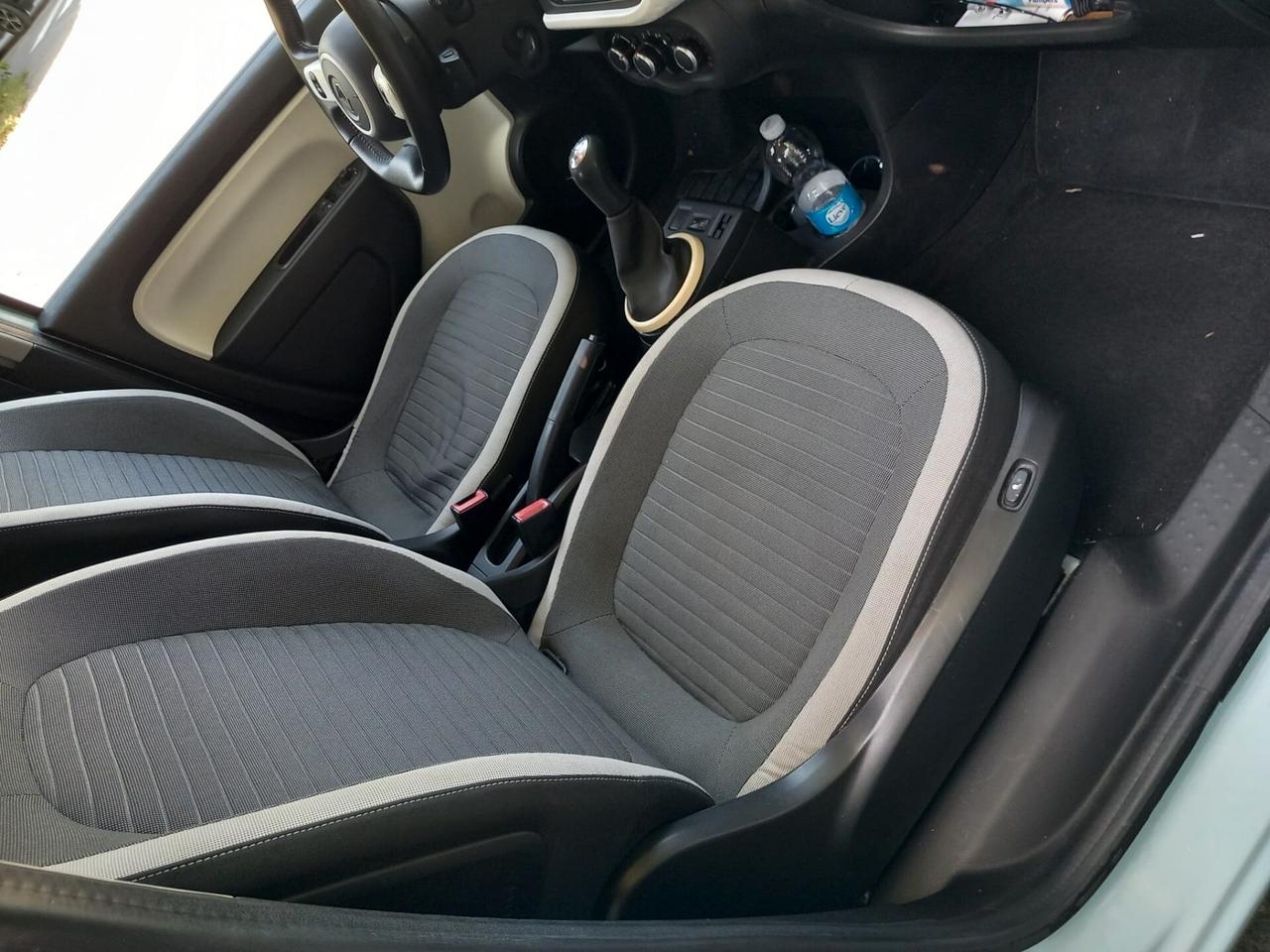 Renault Twingo 1.0 SCe Live