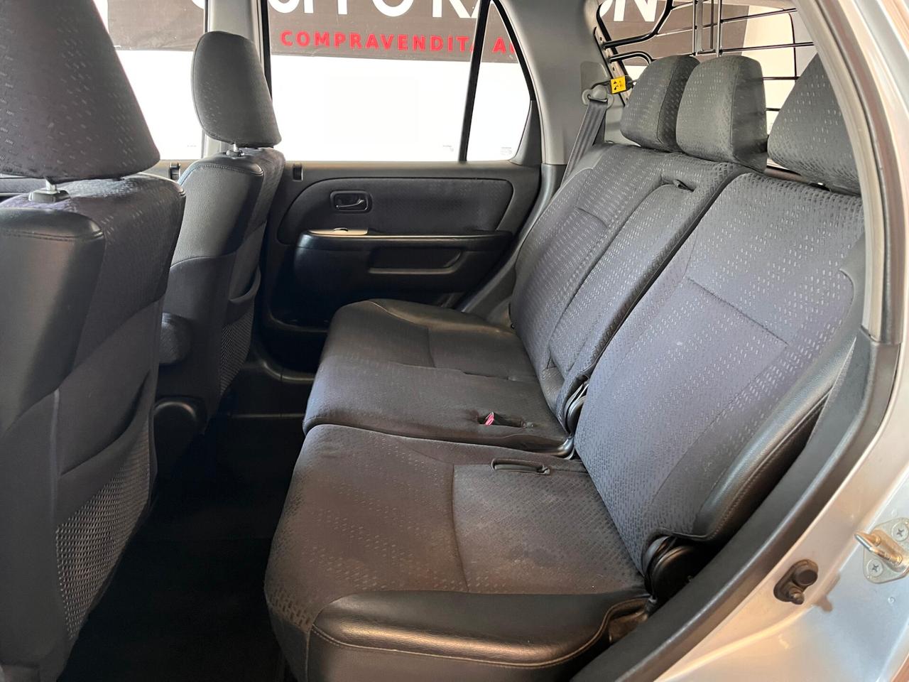 Honda CR-V 2.0 16V i-VTEC ES