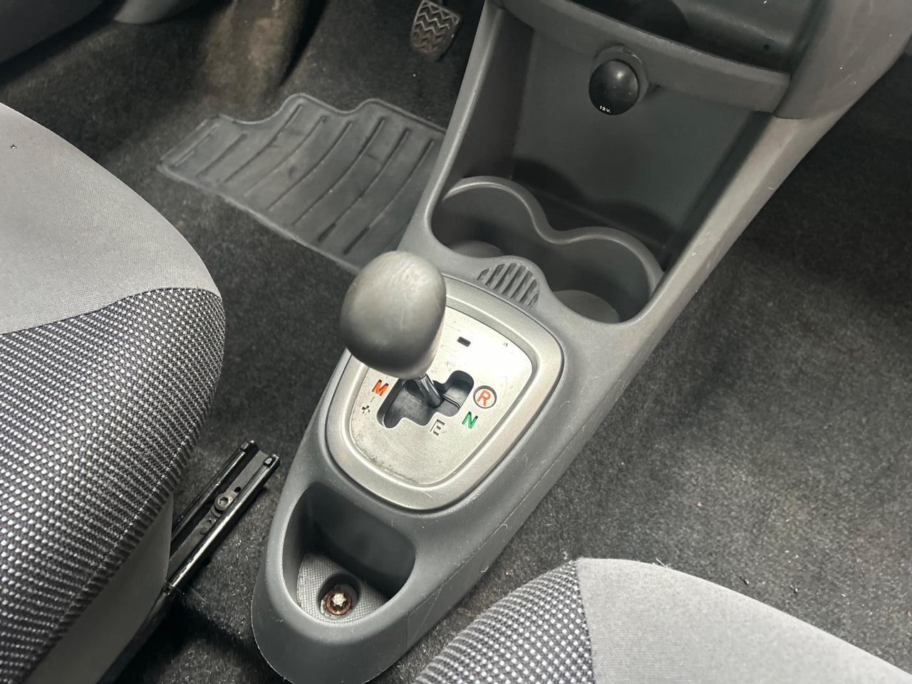 Peugeot 107 1.0 12v 5p 68cv Sweet Years 2Tronic AUTOMATICA!!!