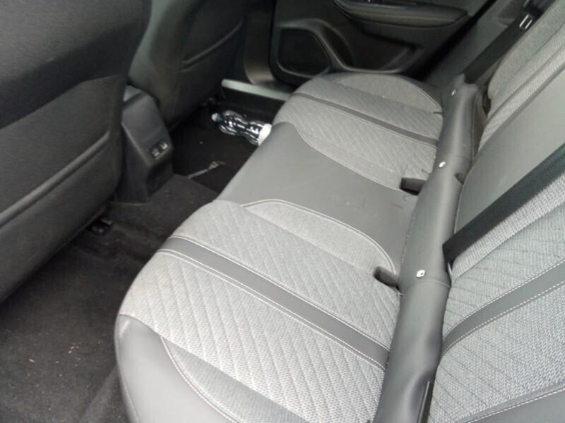 PEUGEOT 2008 1.2 PURETECH 100CV SeS ALLURE ( I-COCKPIT - FARI LED - PDC - MIRROR - CERCHI 17 )