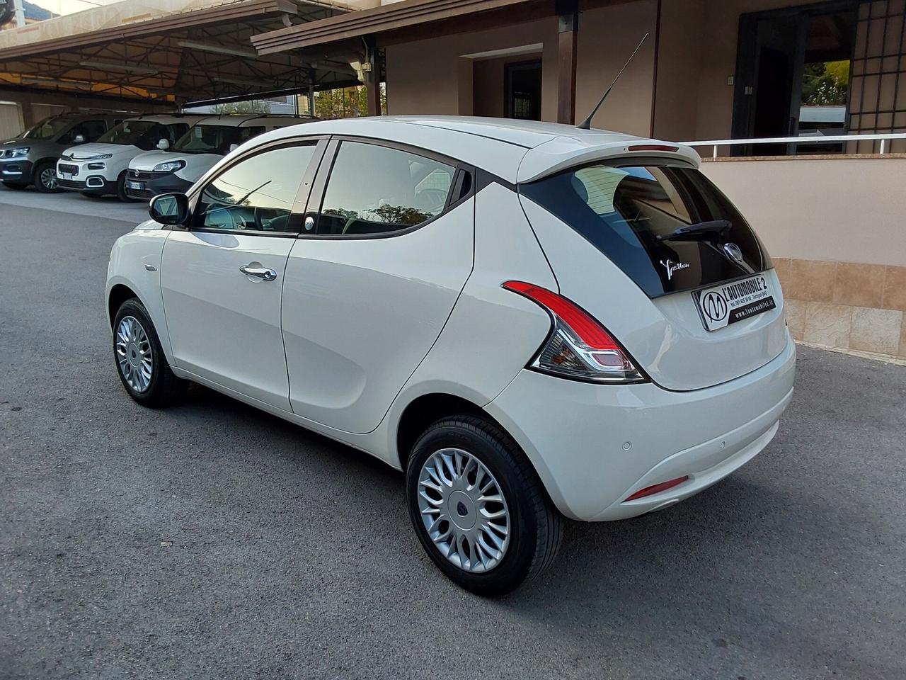 Lancia Ypsilon 0.9 TwinAir 85 CV Metano Ecochic Gold