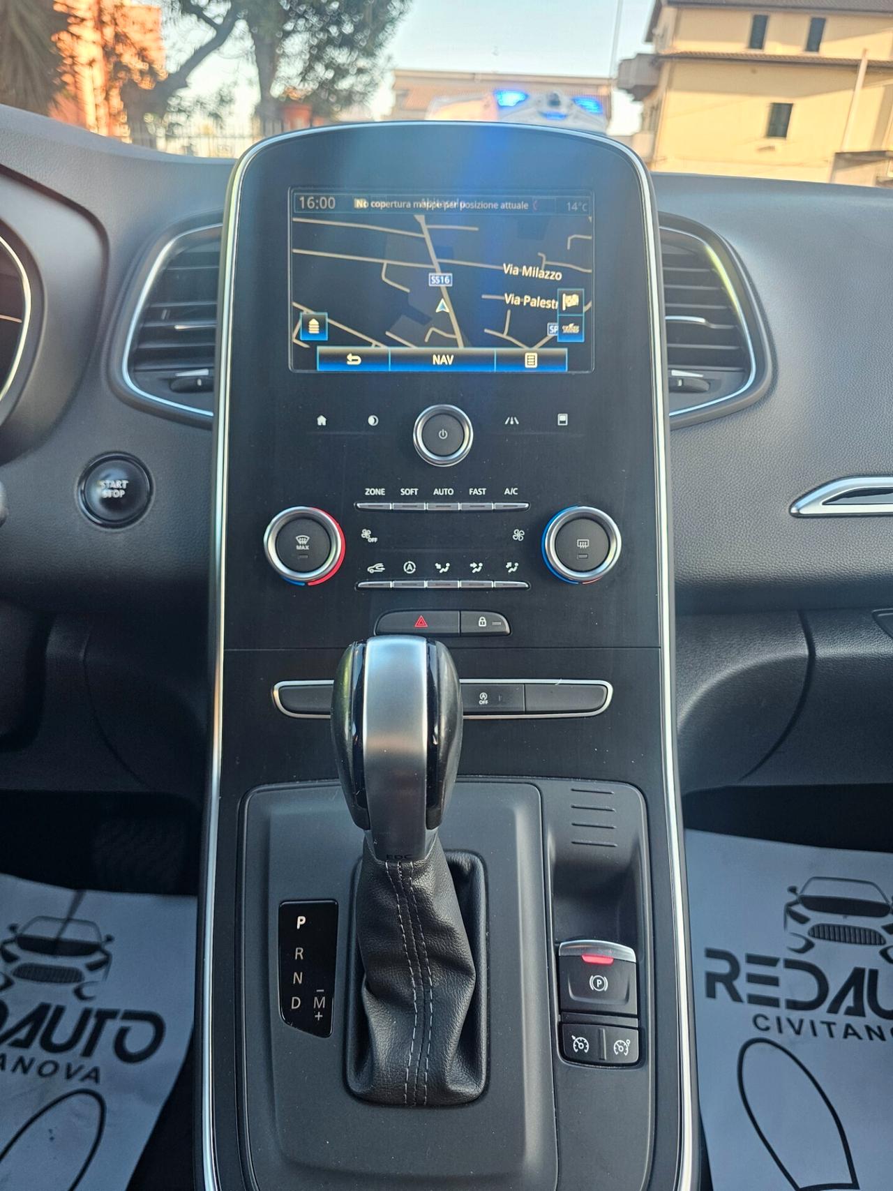 Renault Scenic Scénic Blue dCi 1.7 150 CV Initiale Paris