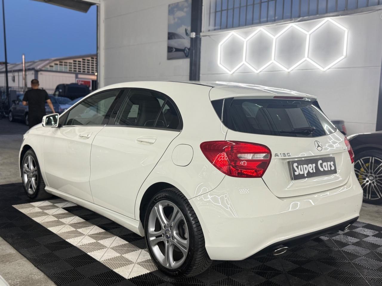 Mercedes-benz A 180 d Premium