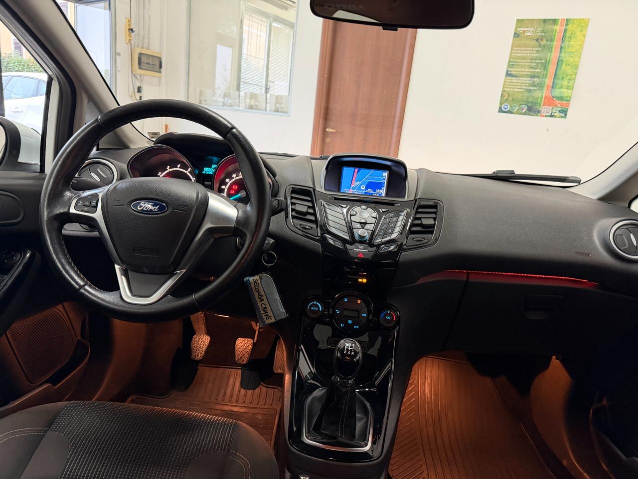 Ford Fiesta 1.4 5p. Bz.- GPL Titanium 12/2016 OK NEOPATENTATI