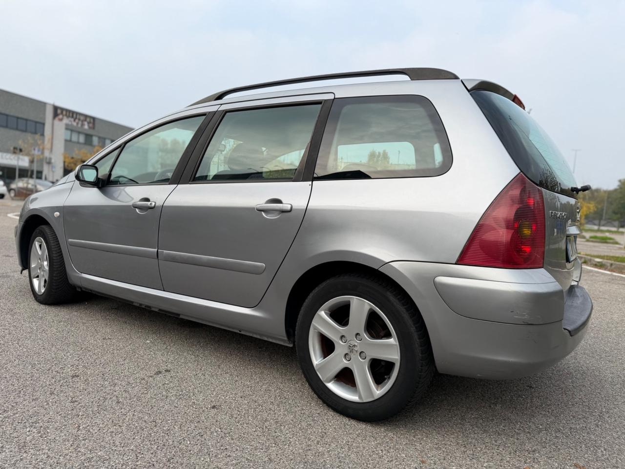 Peugeot 307 2.0 16V HDi FAP SW *Neopatentati*