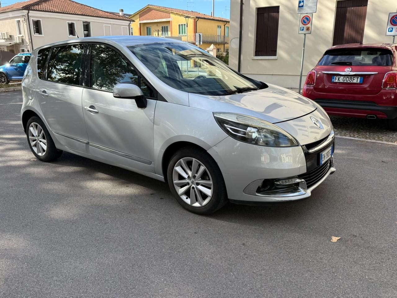 Renault Scenic Scénic XMod 1.5 dCi 110CV EDC Bose