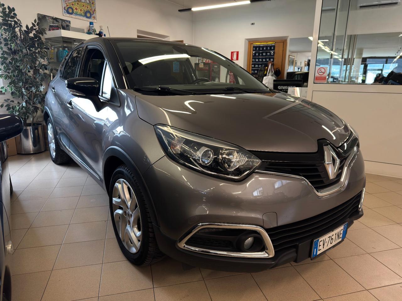 RENAULT CAPTUR 1.5cc 90CV DIESEL AUTO NEOPATENTATI