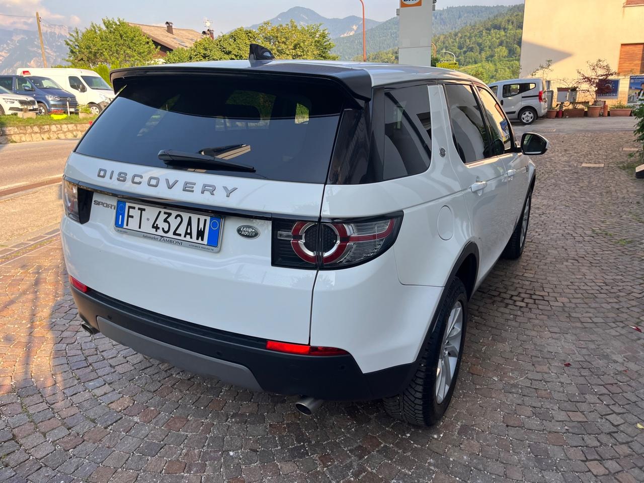 Land Rover Discovery Sport Discovery Sport 2.0 TD4 150 CV SE