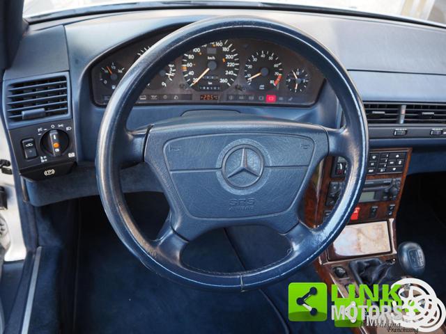 MERCEDES-BENZ SL 300 R129