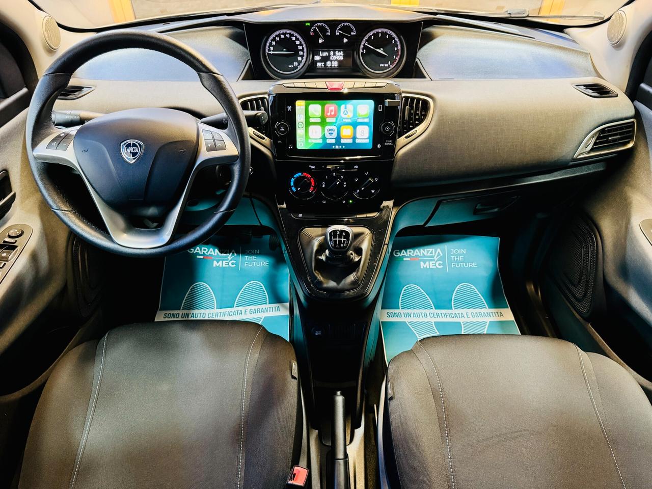 Lancia Ypsilon 1.0 S&S Hybrid 5p. CarPlay / Navi