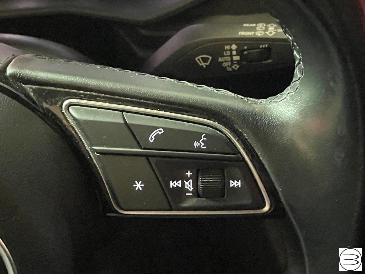 AUDI - A1 - citycarver 35 TFSI Admired