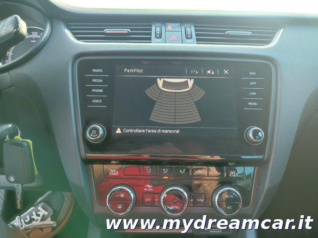 SKODA Octavia 1.5 DSG Wagon Ambition G-Tec