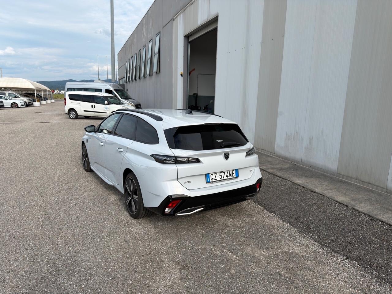 Peugeot 308 BlueHDi 130 S&S EAT8 SW GT