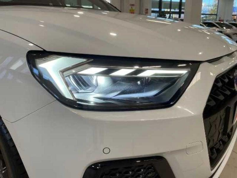 Audi A1 II 2019 Sportback 30 1.0 tfsi Business 116cv s-tronic