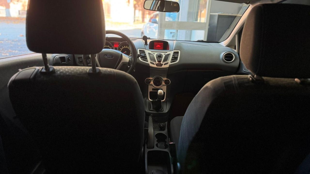 Ford Fiesta 1.4 3 porte Bz.- GPL Titanium