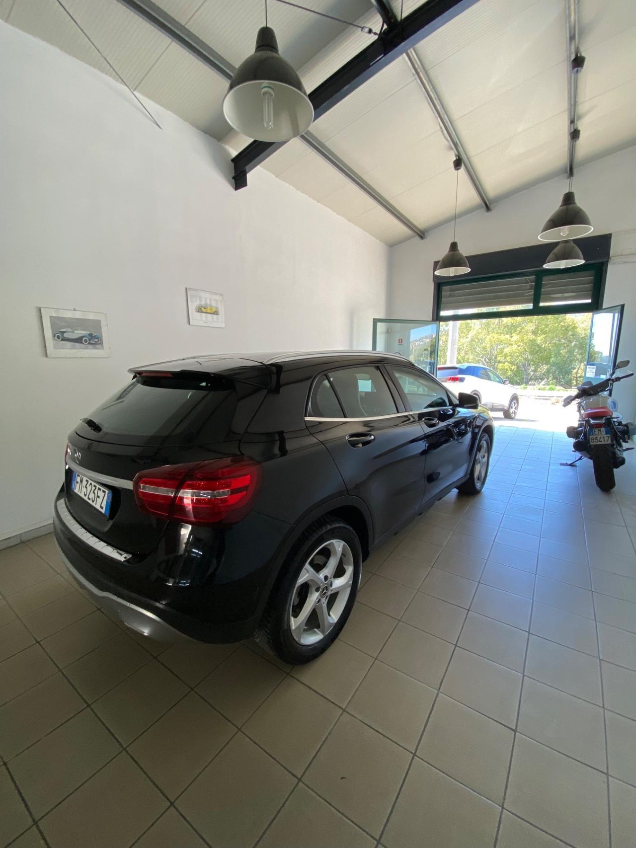 Mercedes-benz GLA 200 d Sport
