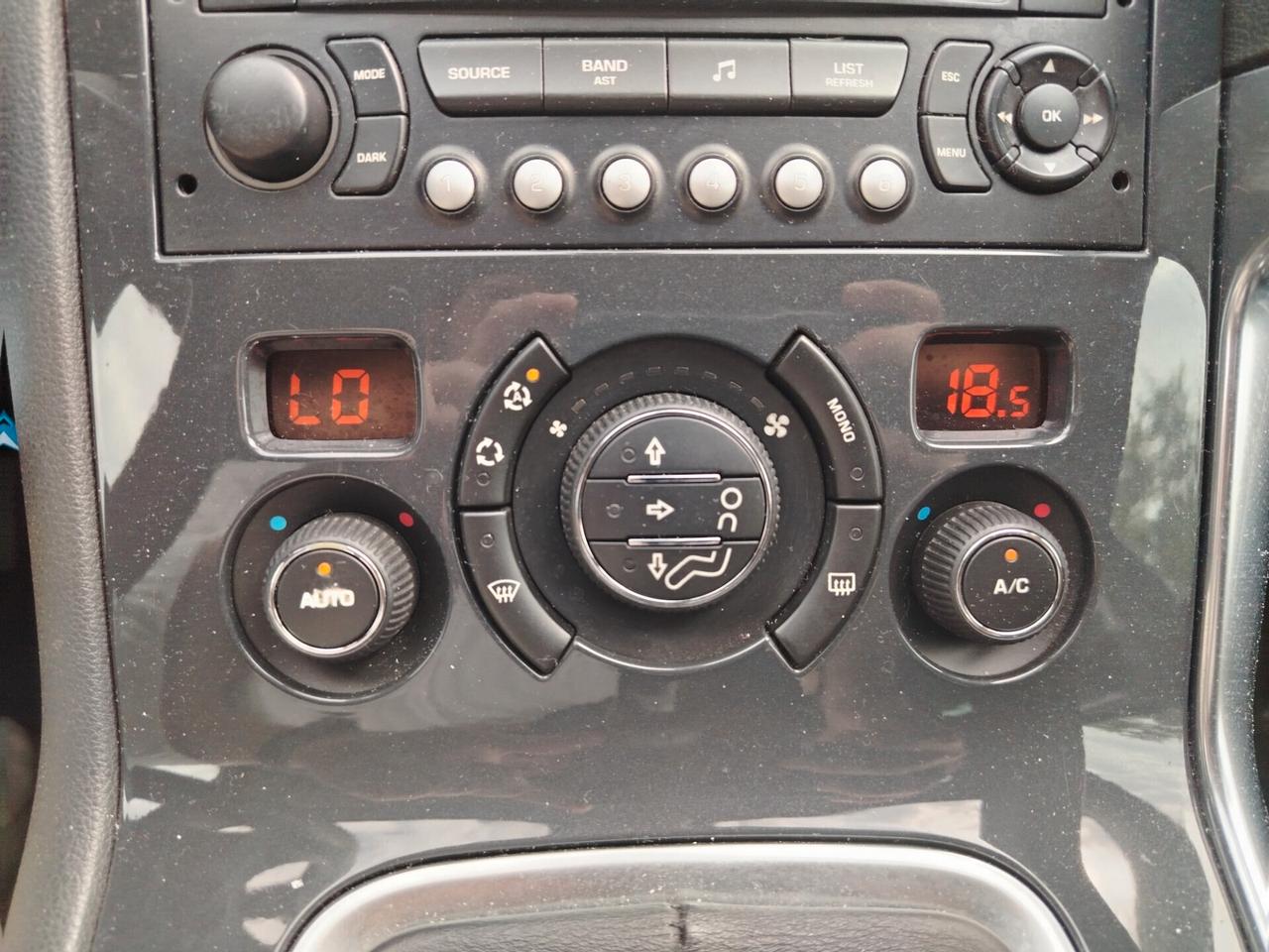 Peugeot 3008 2.0 HDi 150CV Business