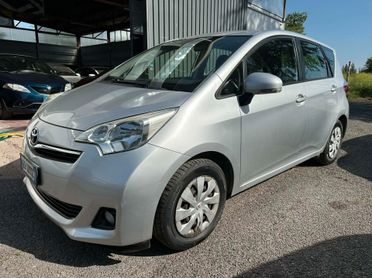 Toyota Verso-S 1.3 MT Lounge