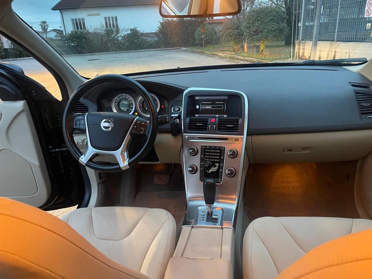 Volvo XC 60 XC60 D3 Geartronic Momentum UNICA proprietario