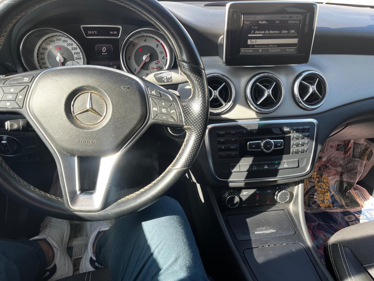 Mercedes-benz CLA 220 CLA 220 CDI Automatic Sport